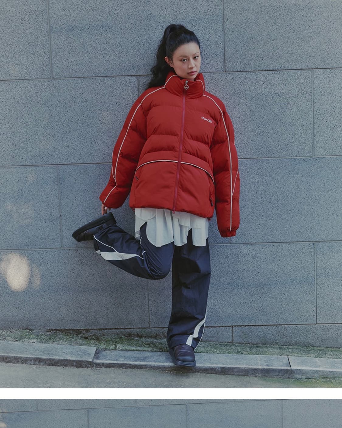 리복 서지수패딩 프리미어 볼패딩 다크레드 S 새상품 상품이미지2