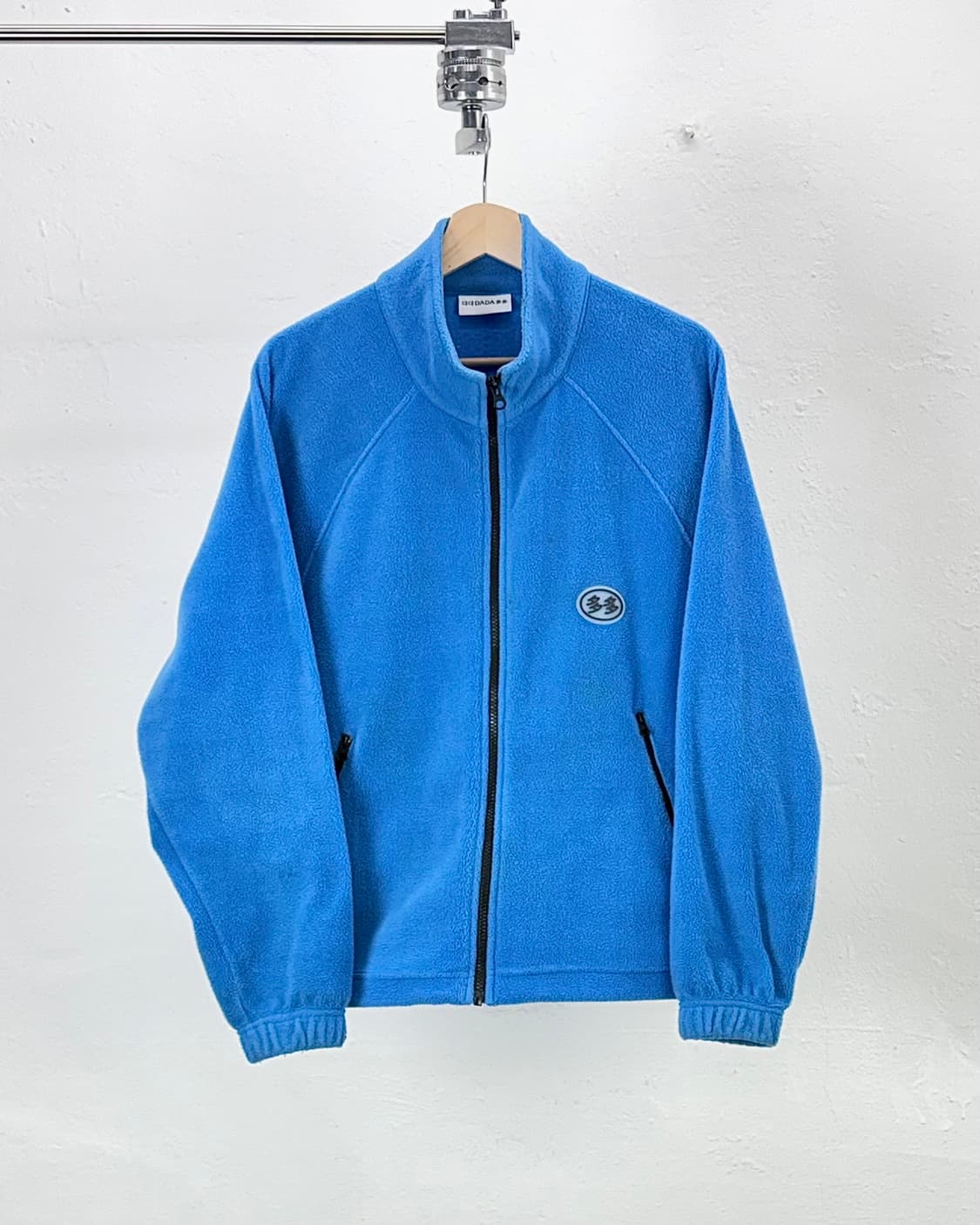 다다이즘 22fw 스튜던트 블루 러버 플리스 상품이미지1