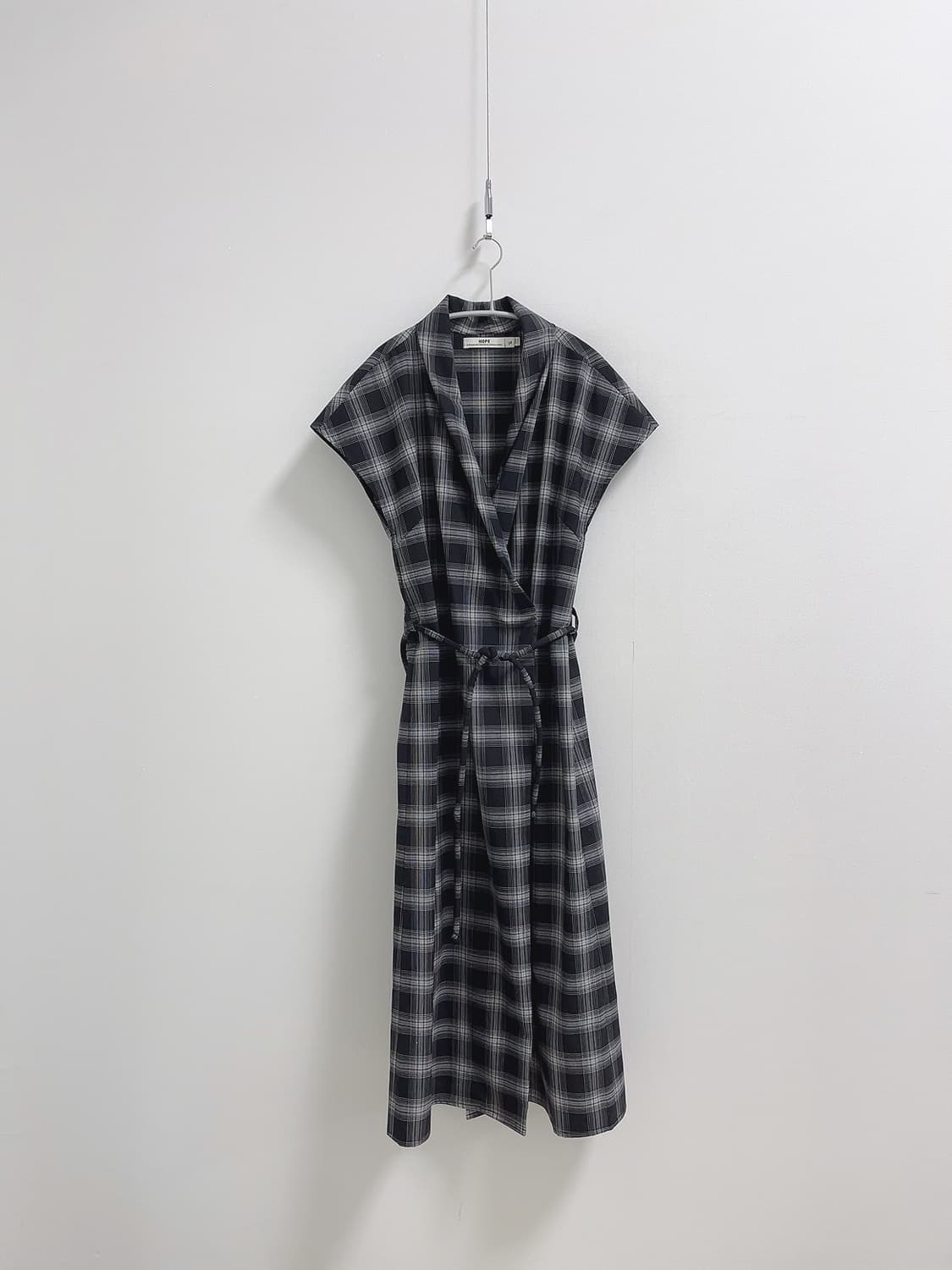 Hope 울 체크 랩 원피스 상품이미지1