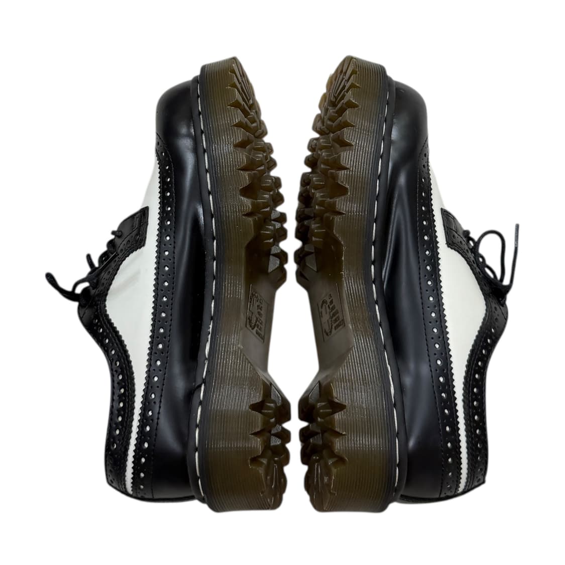 닥터마틴 10458 윙팁 미키마우스 슈즈 블랙 화이트 230 상품이미지3