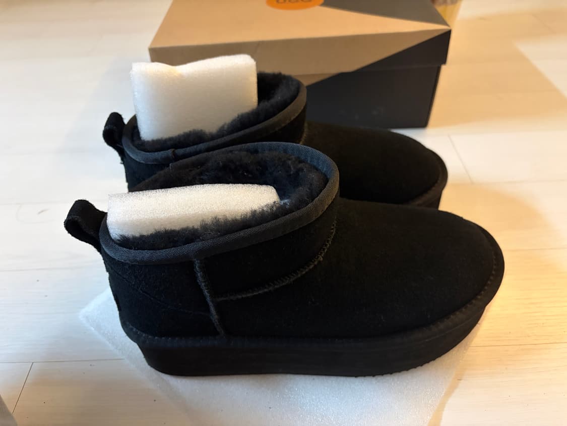 UGG 호주 Saylor Ultra Platform 블랙 부츠 40 상품이미지3