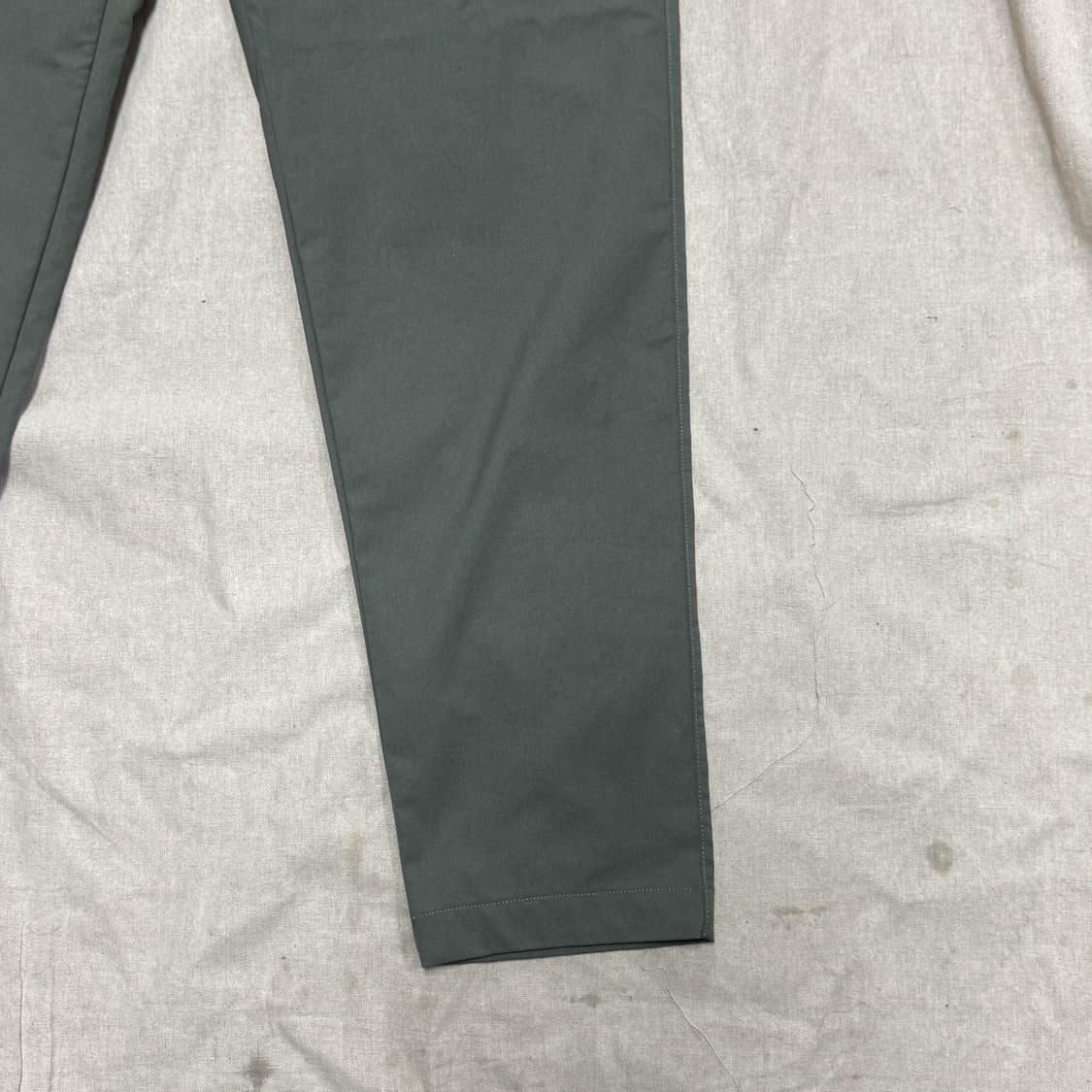 룰루레몬 나일론 카키 팬츠 34 상품이미지5