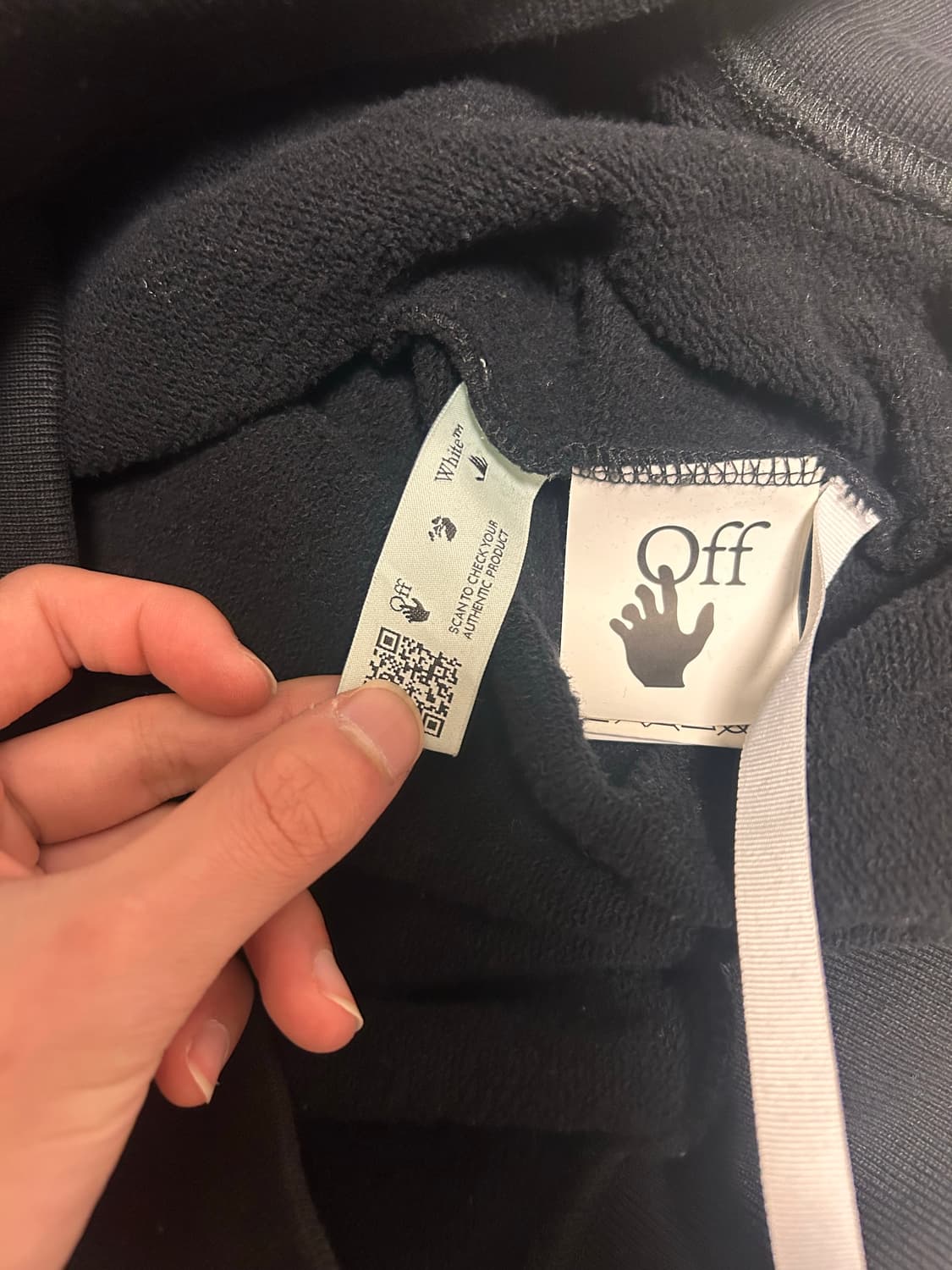 오프화이트 카라바조 후드티 상태s 상품이미지2