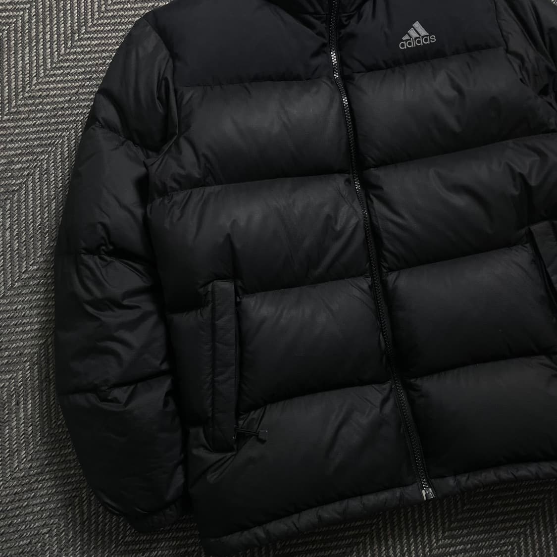 아디다스 자수로고 유니 덕 다운 푸퍼 패딩 블랙o 4616 상품이미지3