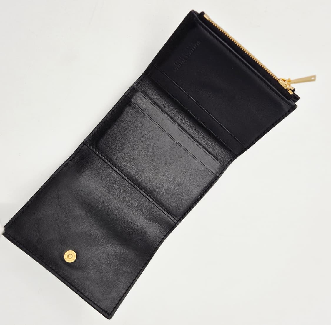 [중고명품셀렉트]보테가베네타 3단 반지갑 블랙 금장 지퍼 지갑 상품이미지5