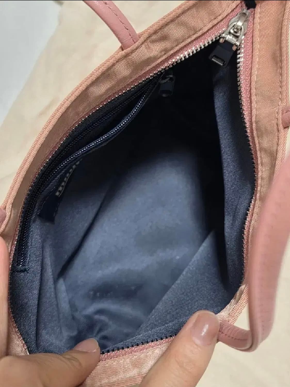 미닛뮤트 minitmute 클로백 미니 소프트핑크 상품이미지5