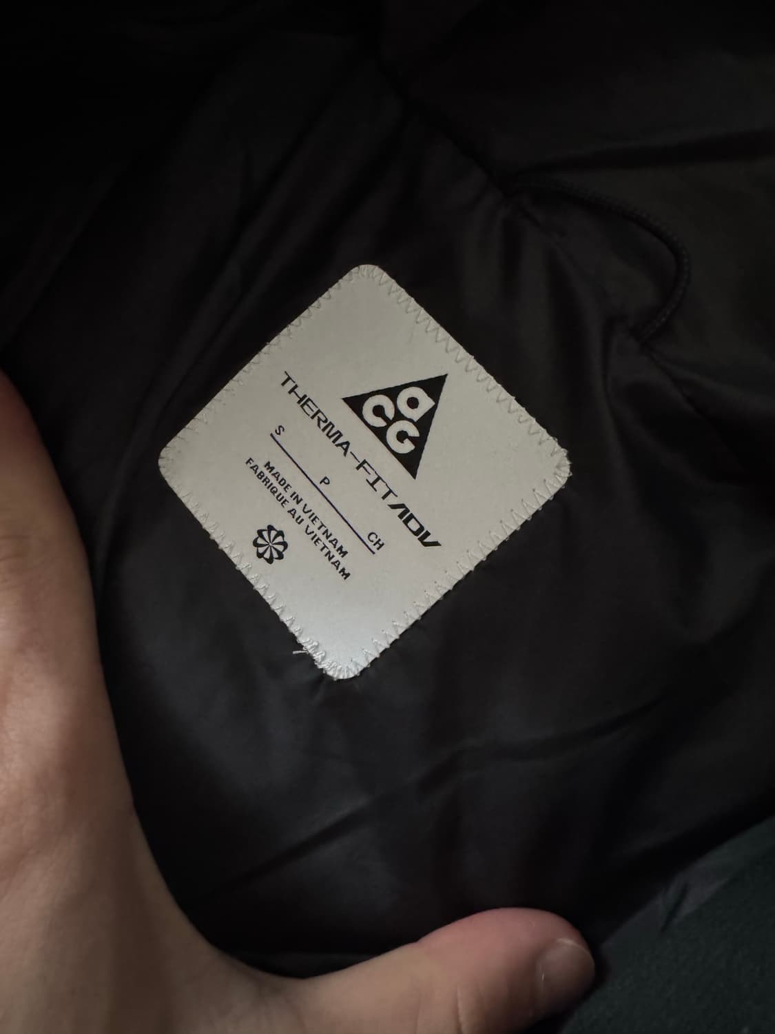 나이키 ACG 루나레이크 패딩 블랙 S 상품이미지3