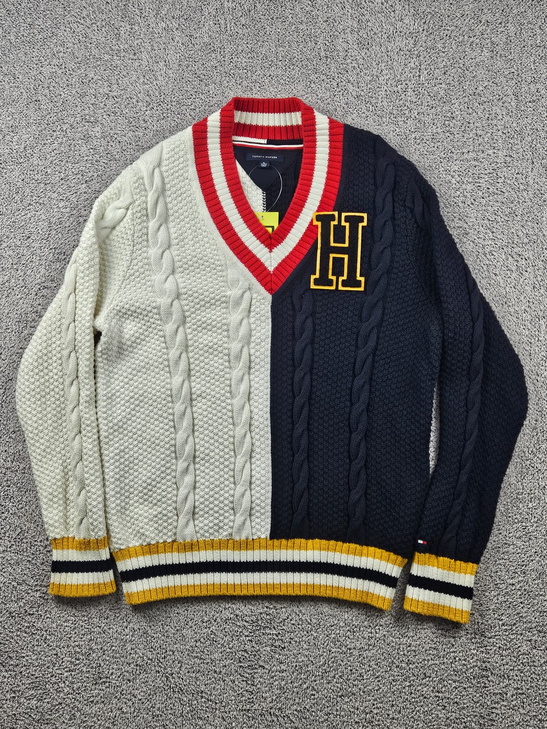 타미힐피거 브이넥 배색 크리켓 니트 스웨터 ( XL ) / 10668 상품이미지2