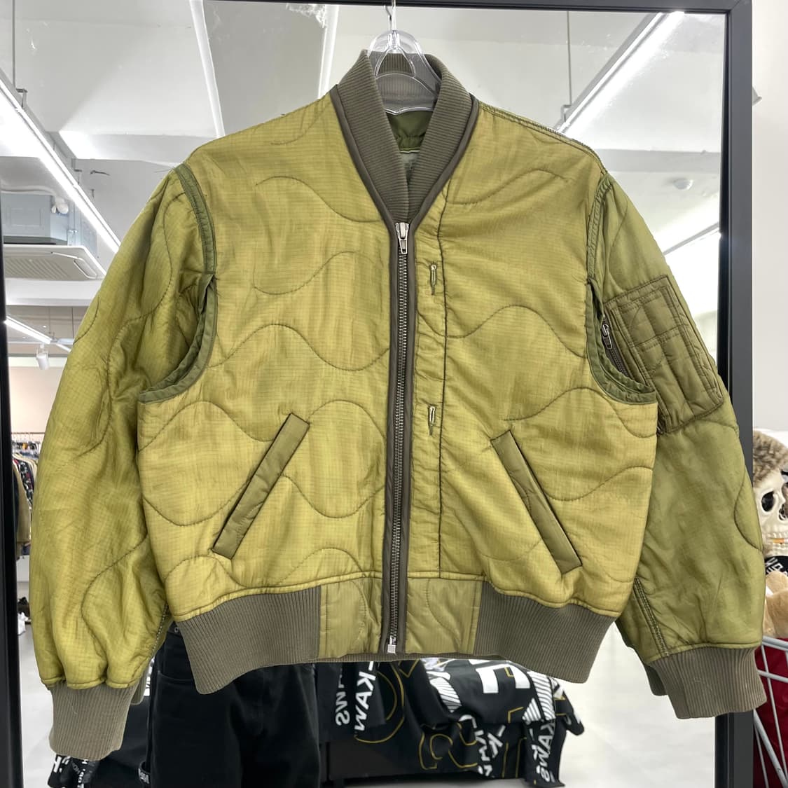 R13 알써틴 23FW M65 퀼팅 라이너 봄버 자켓 상품이미지4