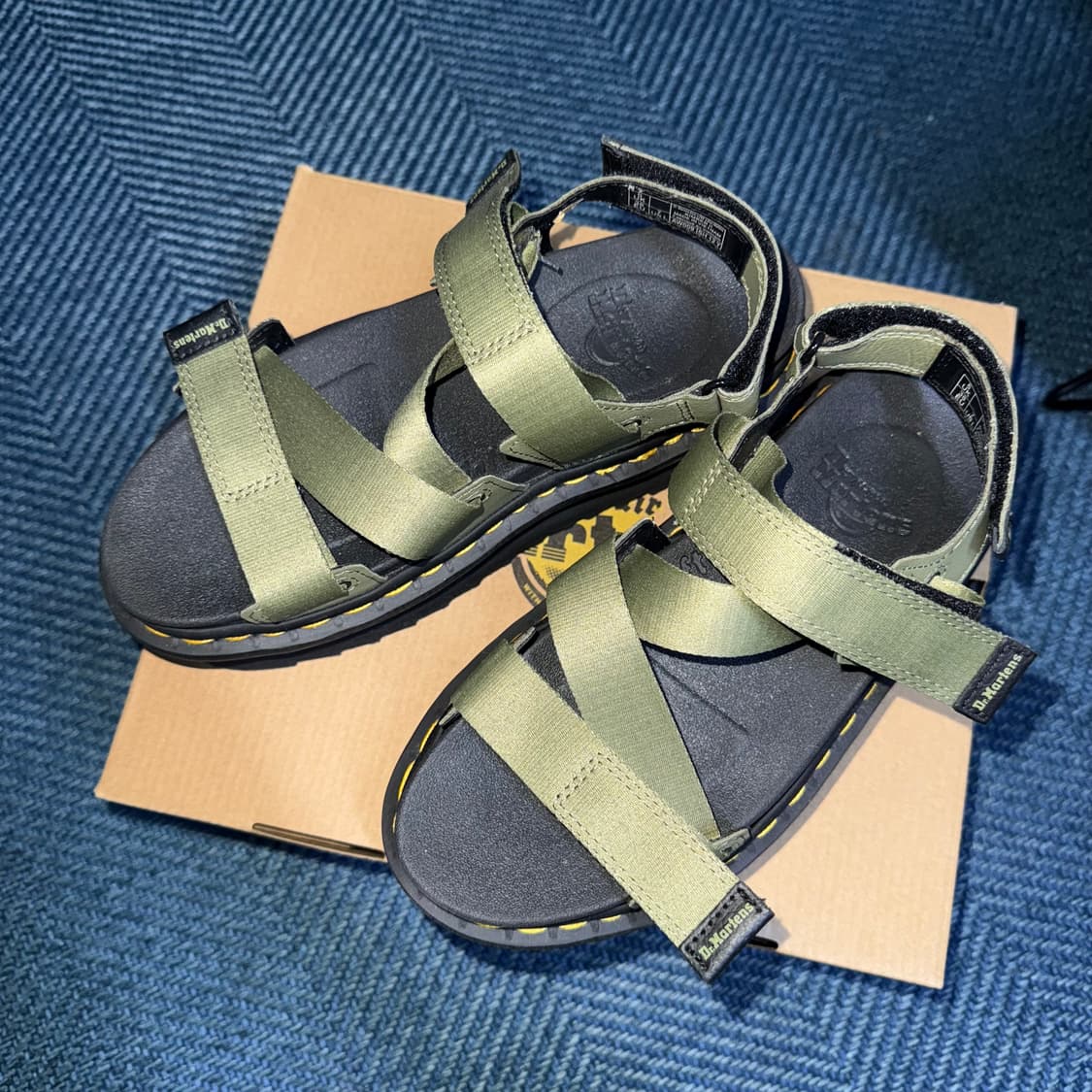 닥터마틴 킴버 2 카키 240 상품이미지3