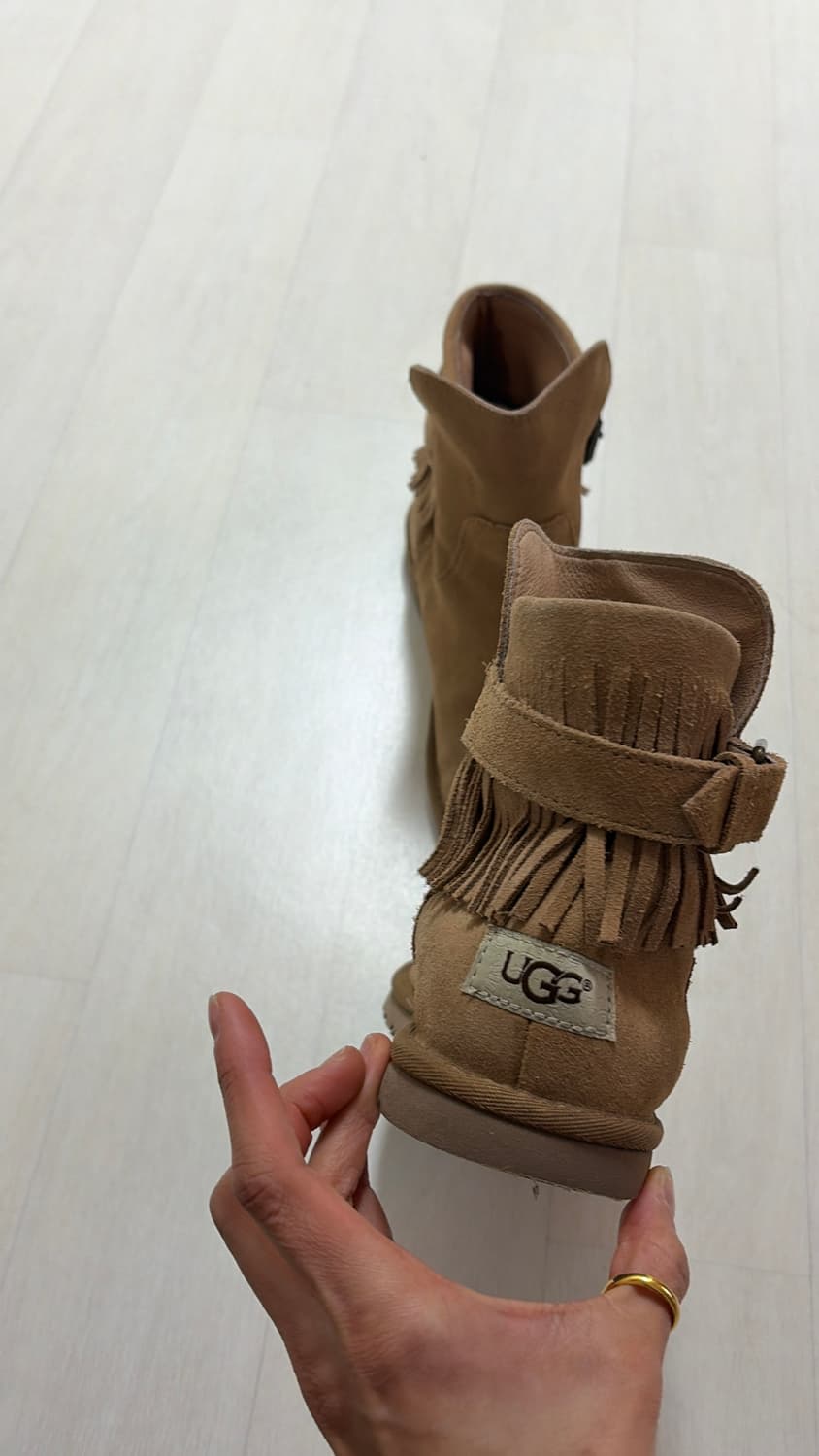 어그 240 부츠 정품  상품이미지3