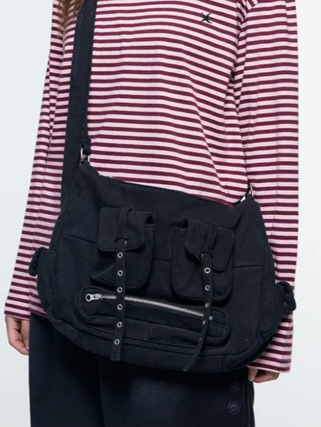 더콜디스트모먼트 TCM vintage pocket cross bag 상품이미지1