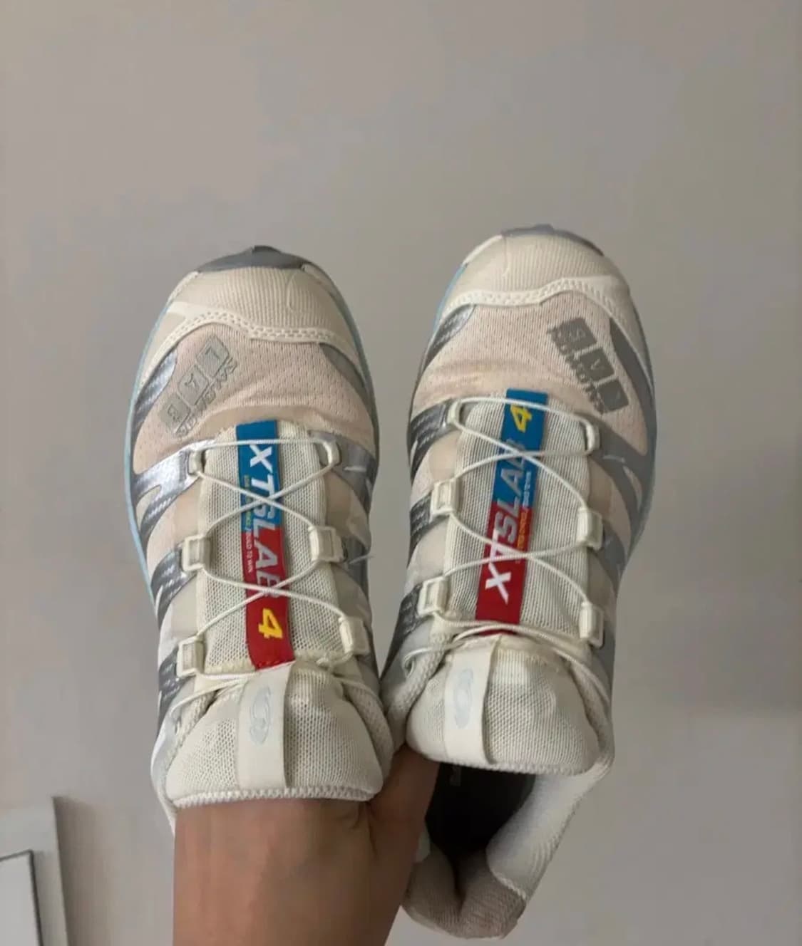 살로몬 Xt4 OG 바닐라 아이스 240사이즈 상품이미지1