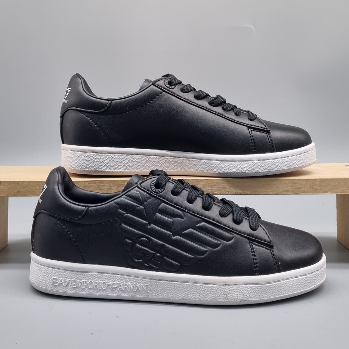 엠포리오아르마니 여성스니커즈235 상품이미지1