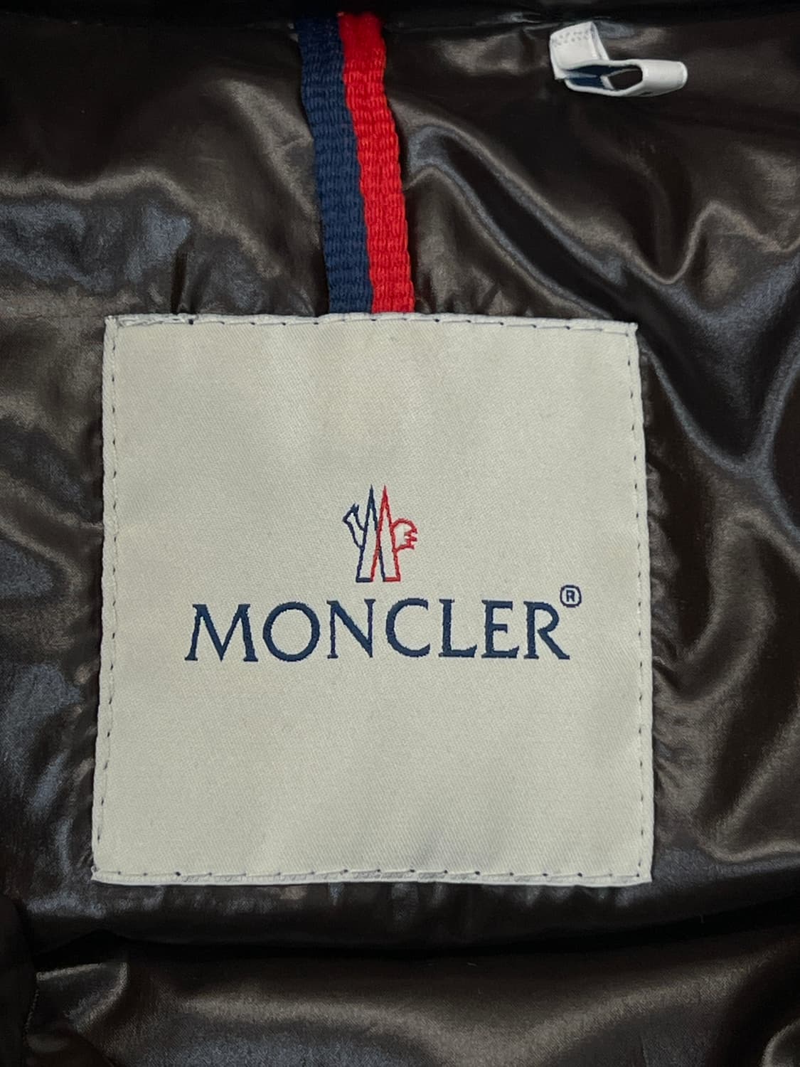 몽클레어 다크브라운 라클랑 패딩 상품이미지5