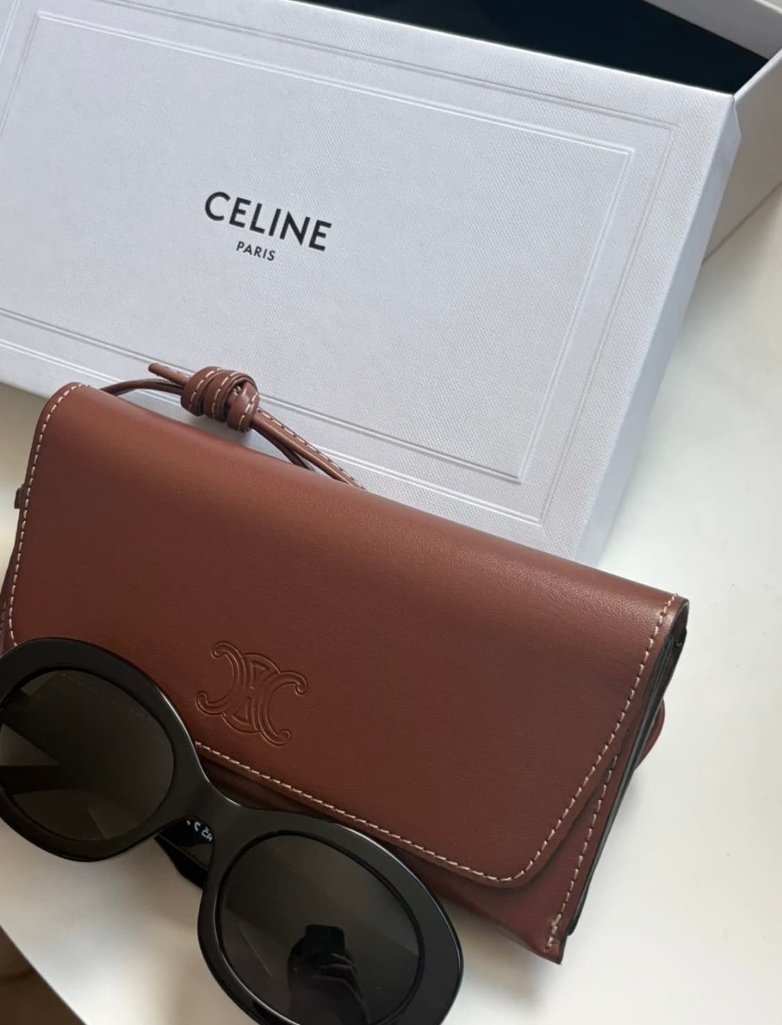 셀린느 트리옹프 01 선글라스 블랙 (정품) 상품이미지1