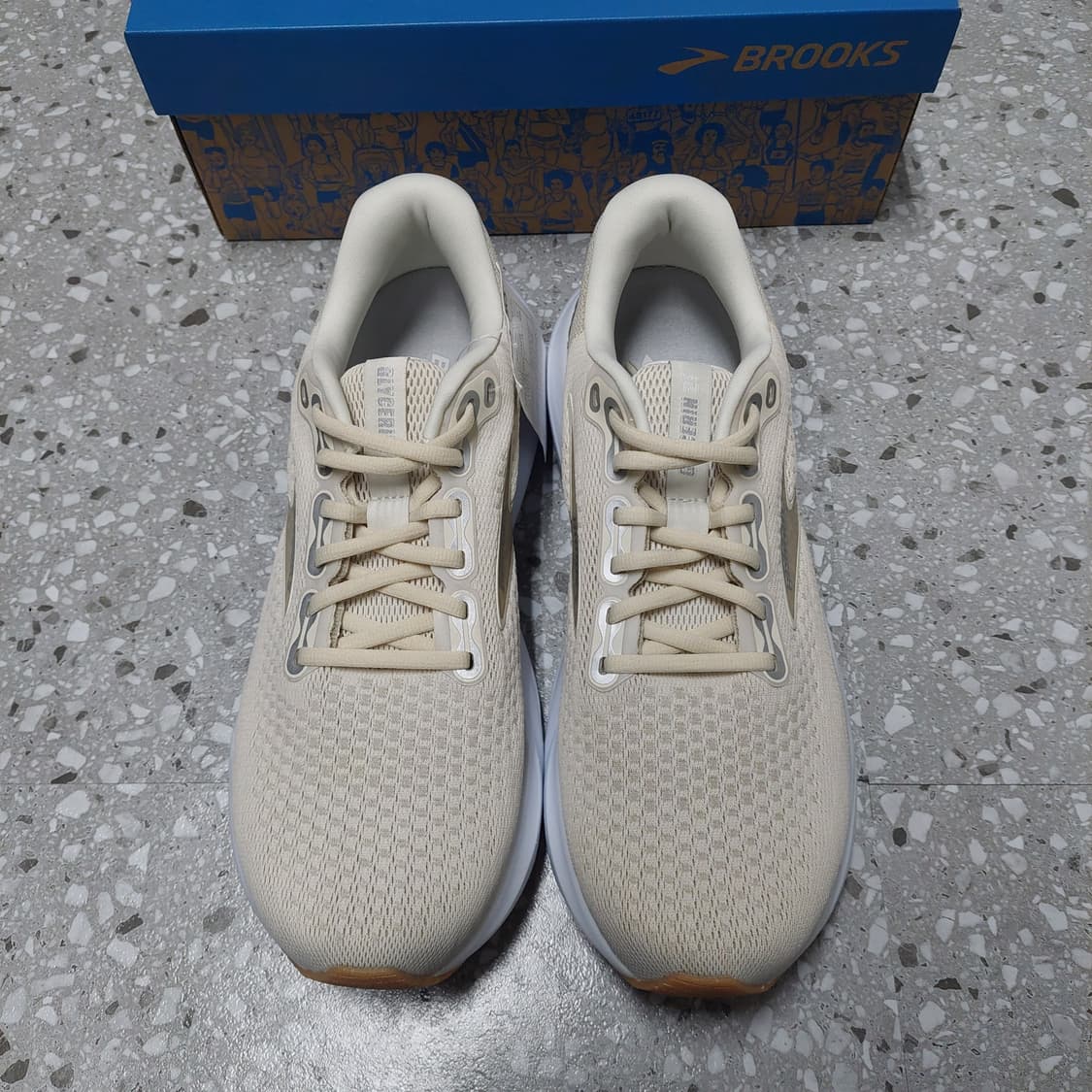 브룩스 남성 런닝화 빅사이즈 285 왕발 빅사이즈 러닝화 상품이미지2