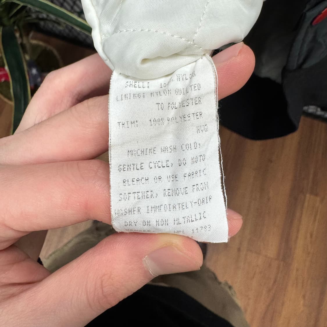 90s USA VINTAGE 바시티 자켓 자수 포인트 블랙 레드 배색 상품이미지7