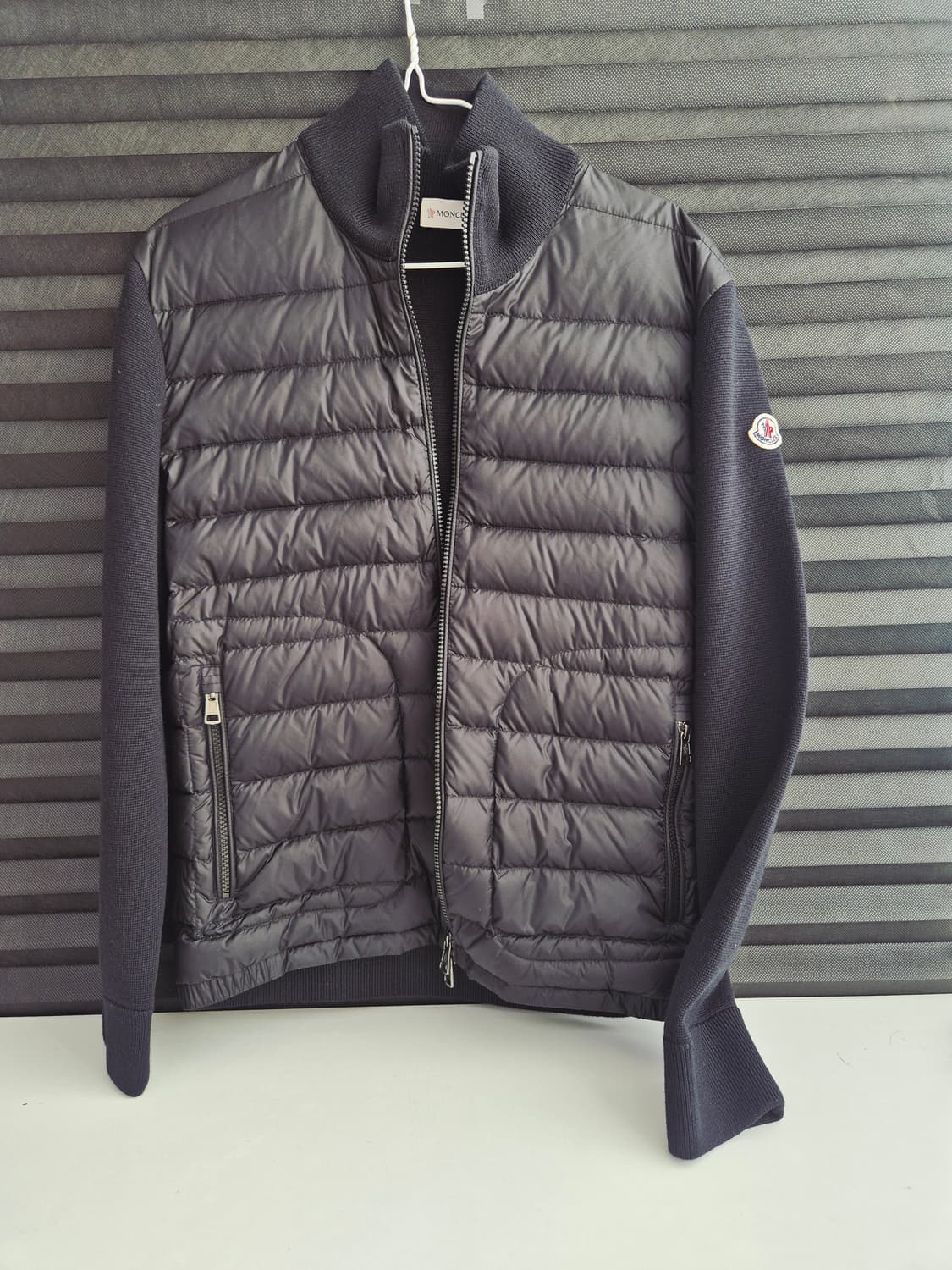 몽클레어 니트패딩 21fw 사이즈m(상태S급) 상품이미지9