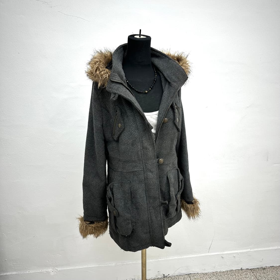Grey fur parka jacket  상품이미지1