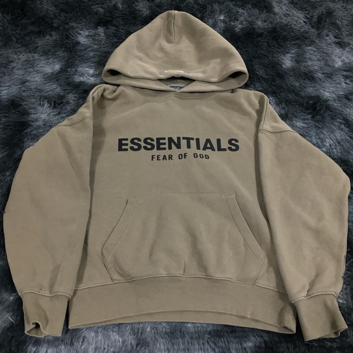 투티/0400 에센셜 후드티 카키 베이지 상품이미지1