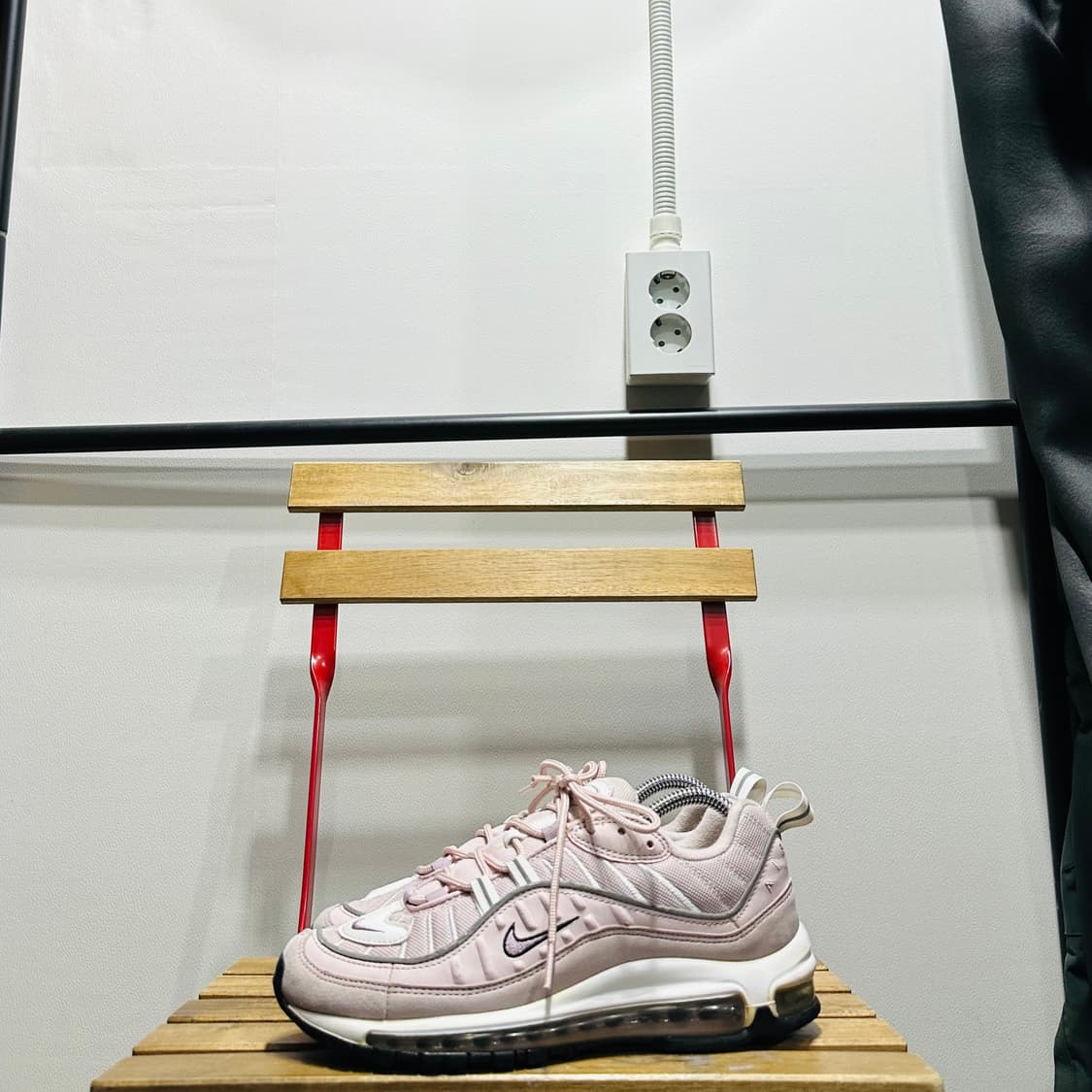 260) 나이키 운동화 남성 남자 신발 에어맥스 98 핑크 상품이미지3