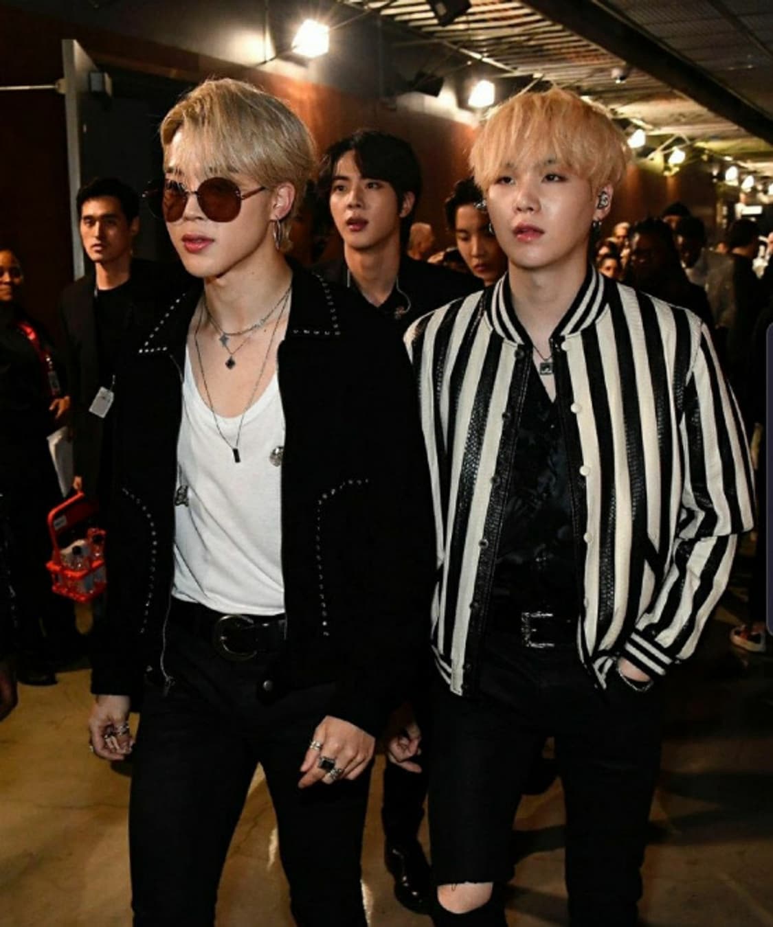 생로랑 플로랄 스터드 스웨이드 자켓 52 사이즈 상품이미지1