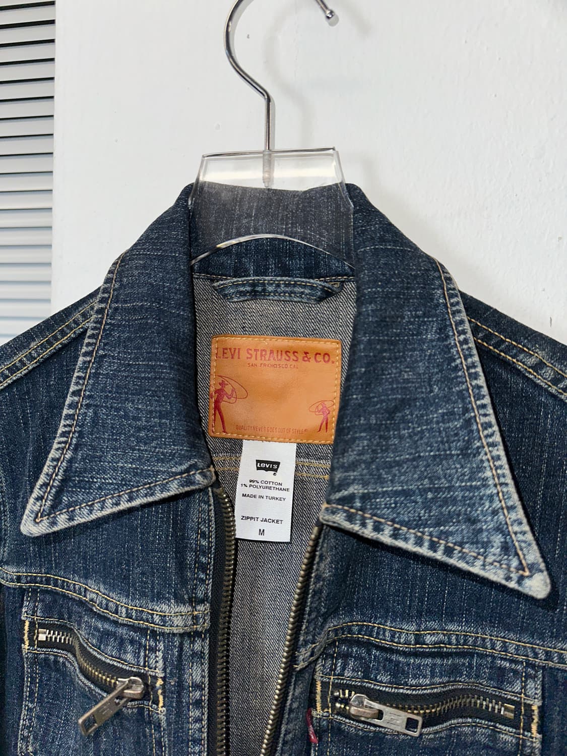 리바이스 세미 크롭 데님자켓 (딱붙핏) 상품이미지3