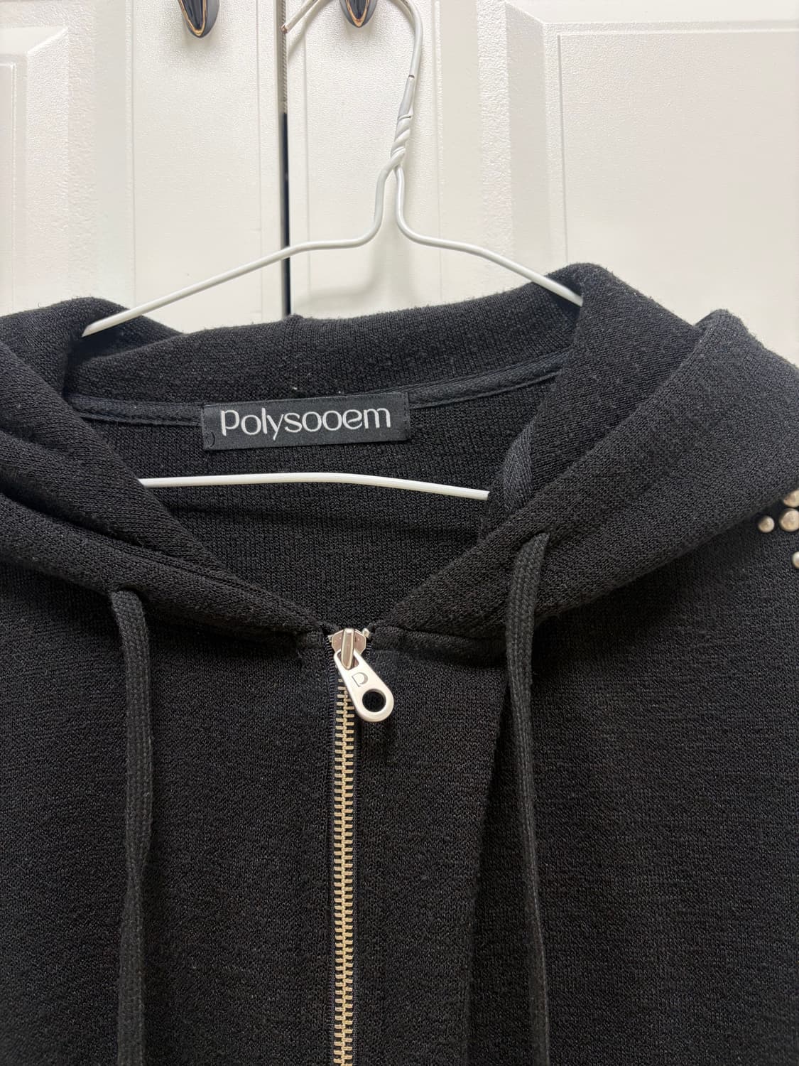 폴리수엠 스터드 후드집업 상품이미지4