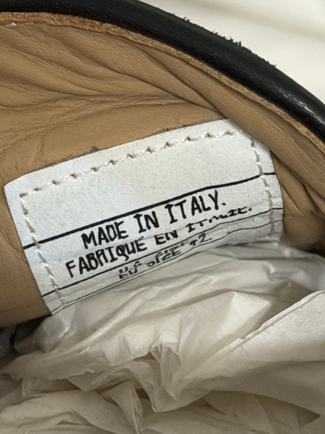 톰브라운 바시티 페니 로퍼 스웨이드 블랙 상품이미지10