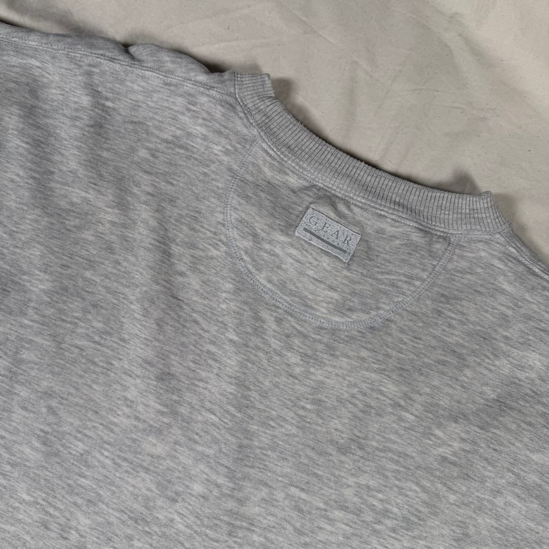 기어 맨투맨 스웻셔츠 상품이미지6