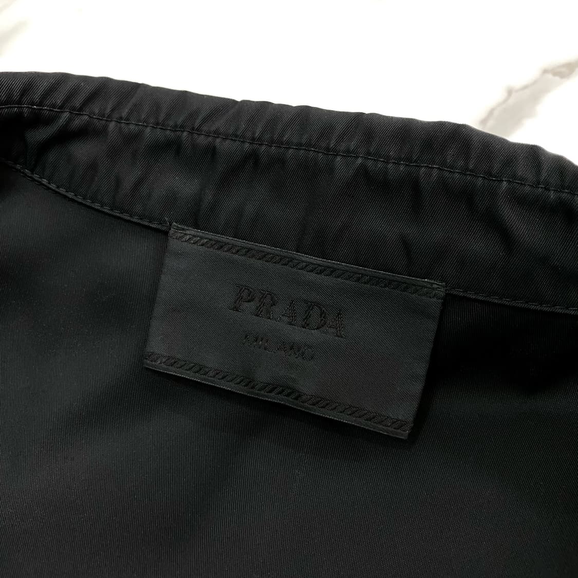 (M)프라다 리나일론 숏슬리브 셔츠 반팔 셔츠 블랙 SC449 상품이미지9