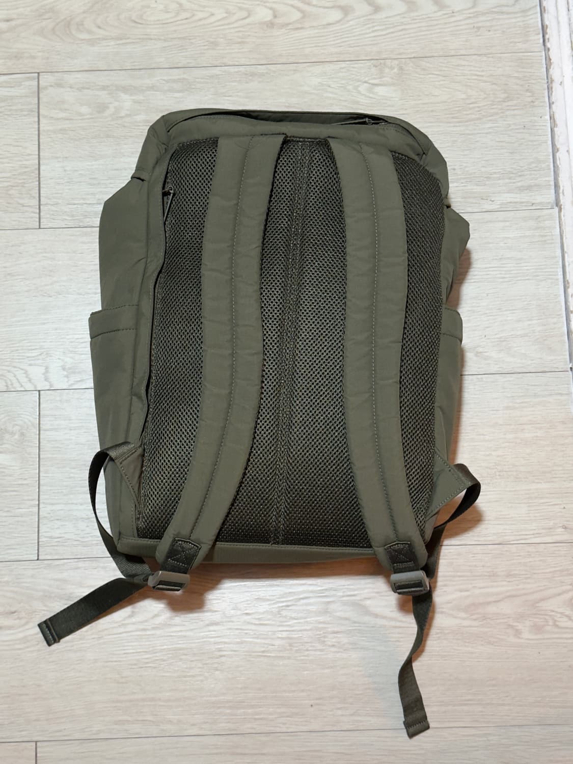 유니클로 백팩 상품이미지3