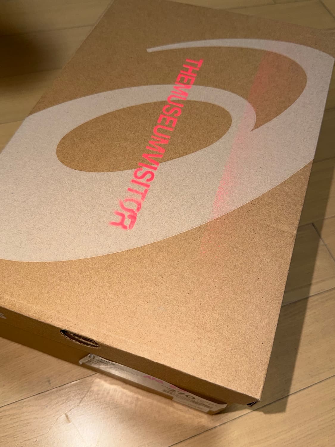 더뮤지엄비지터X아식스 100족한정 중 63번 제품 상품이미지5