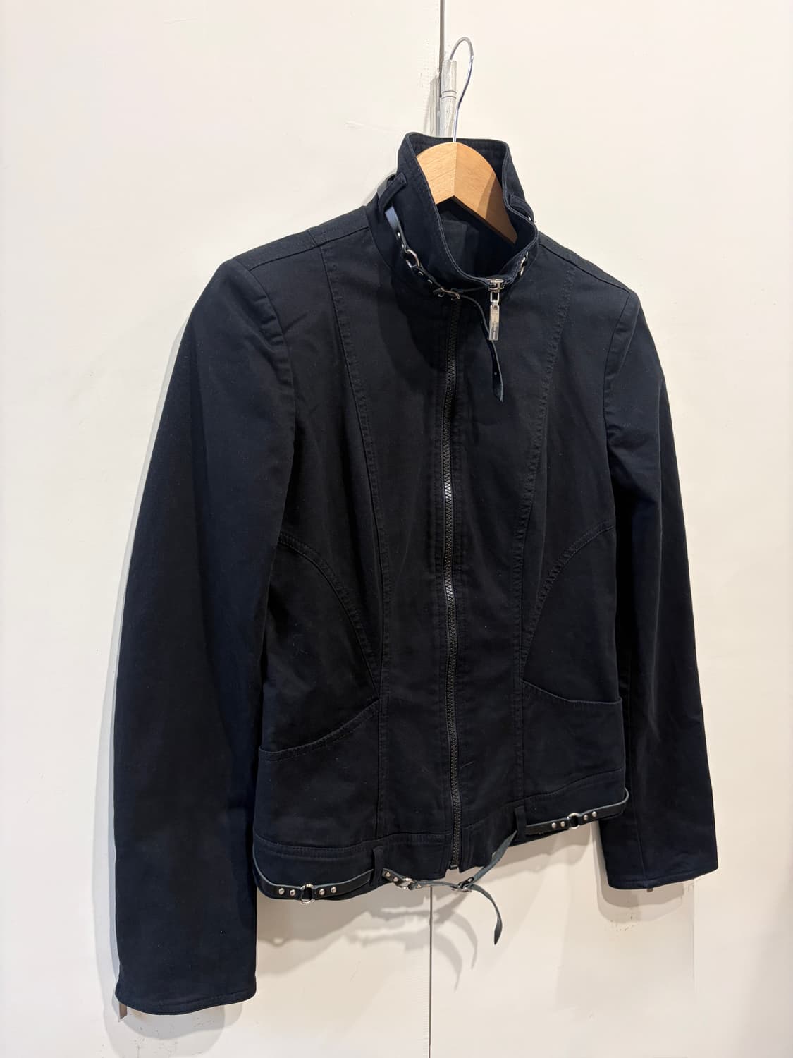 roccobarocco 로코바로코 미니멀 벨티드 자켓 상품이미지2