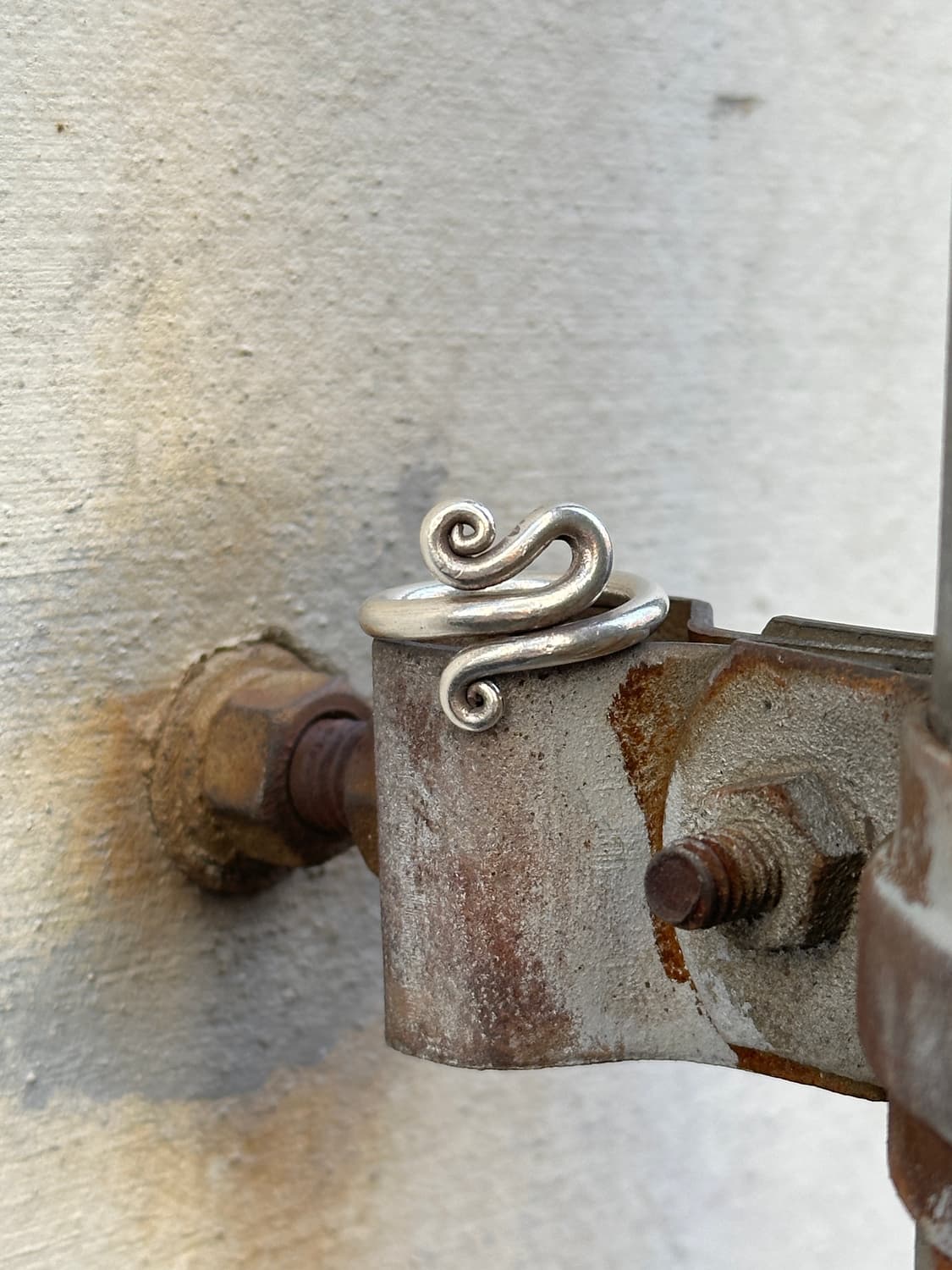 Artisan Wrap Karen Silver Ring 상품이미지1