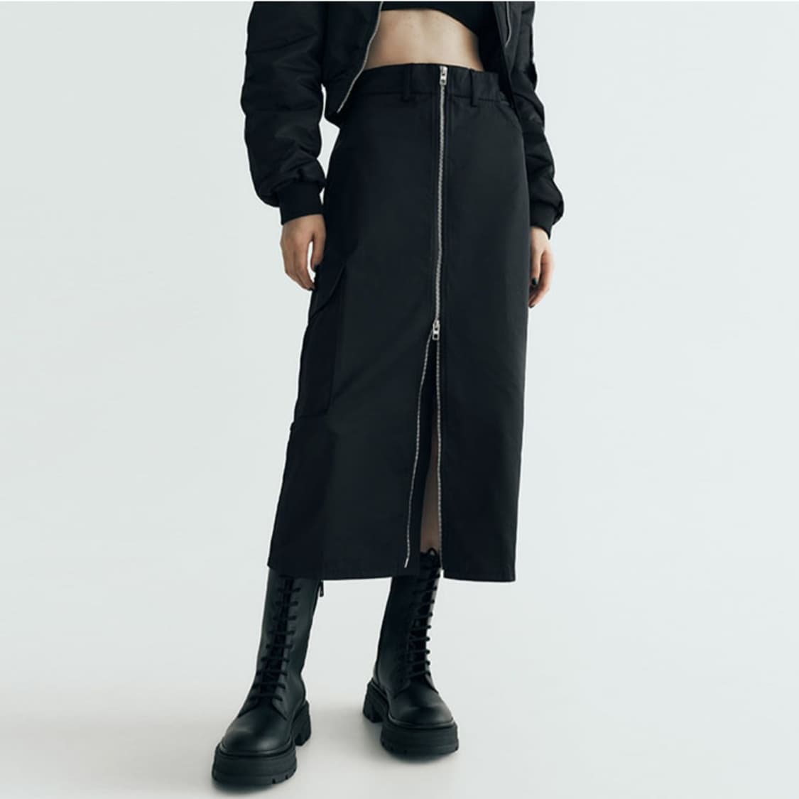 (새상품) ZARA 자라 지퍼 디테일 나일론 스커트 상품이미지3