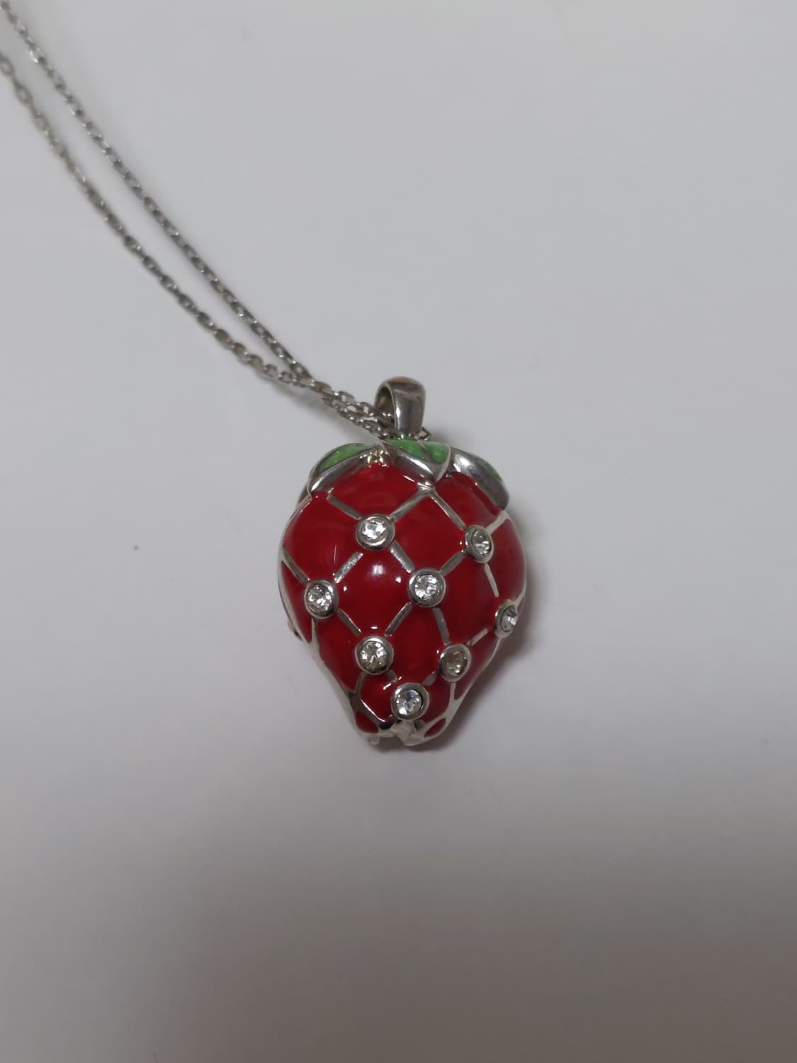 LENOX  sugared strawberry pendant 상품이미지1