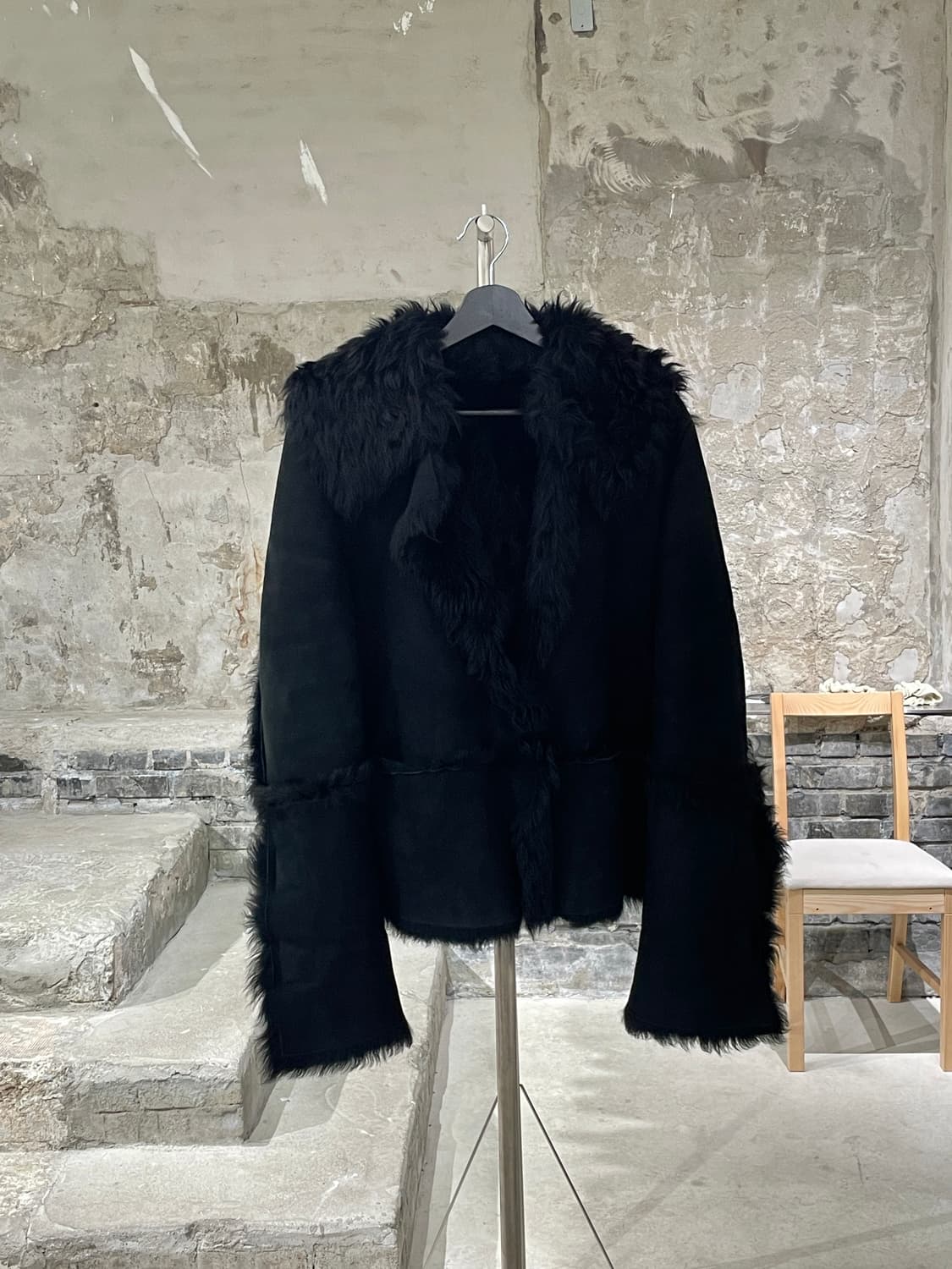 구찌 블랙 클래식 시어링 퍼 레더 무스탕 상품이미지1