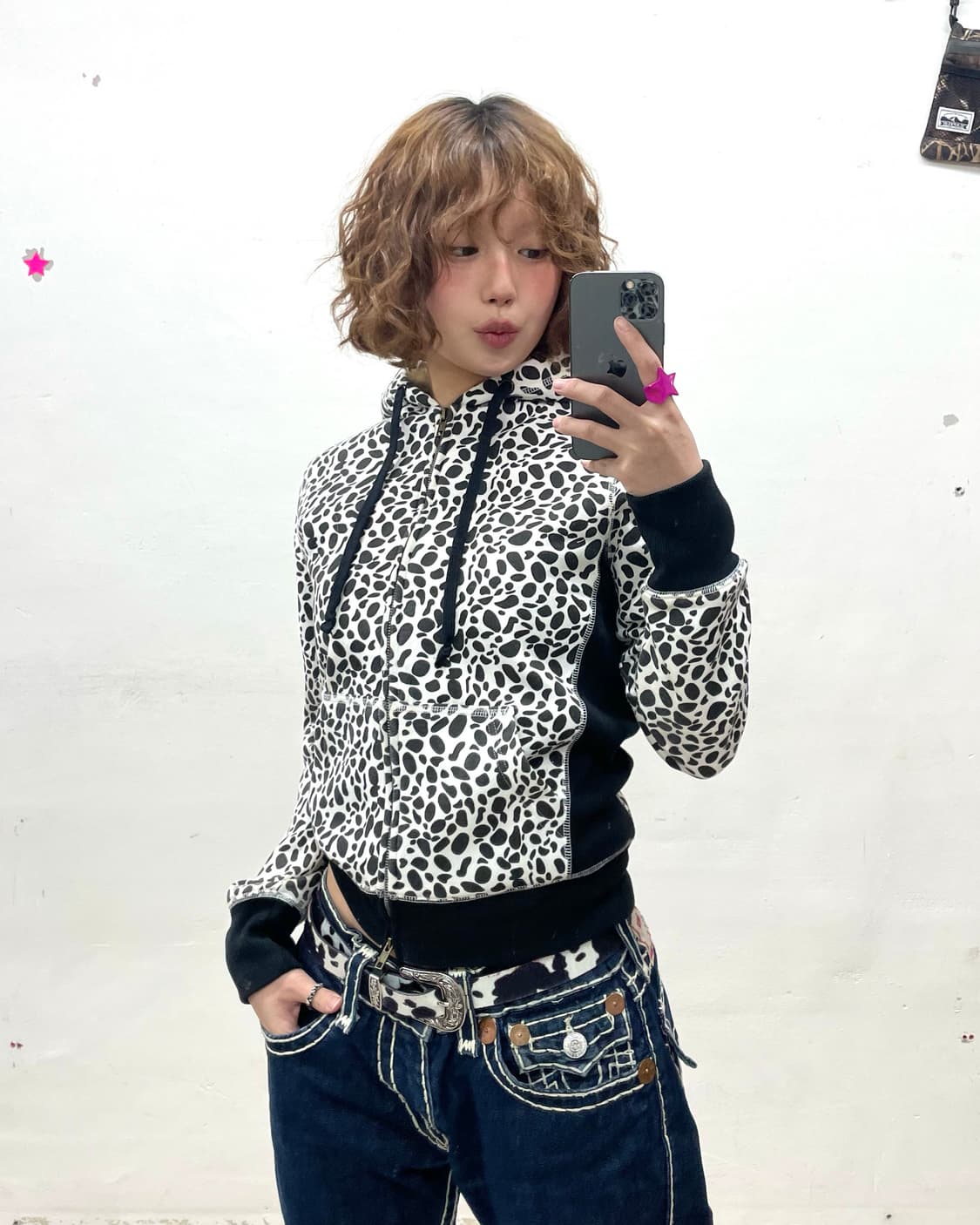 Milk Cow Fur Hooded Zip-Up 상품이미지1