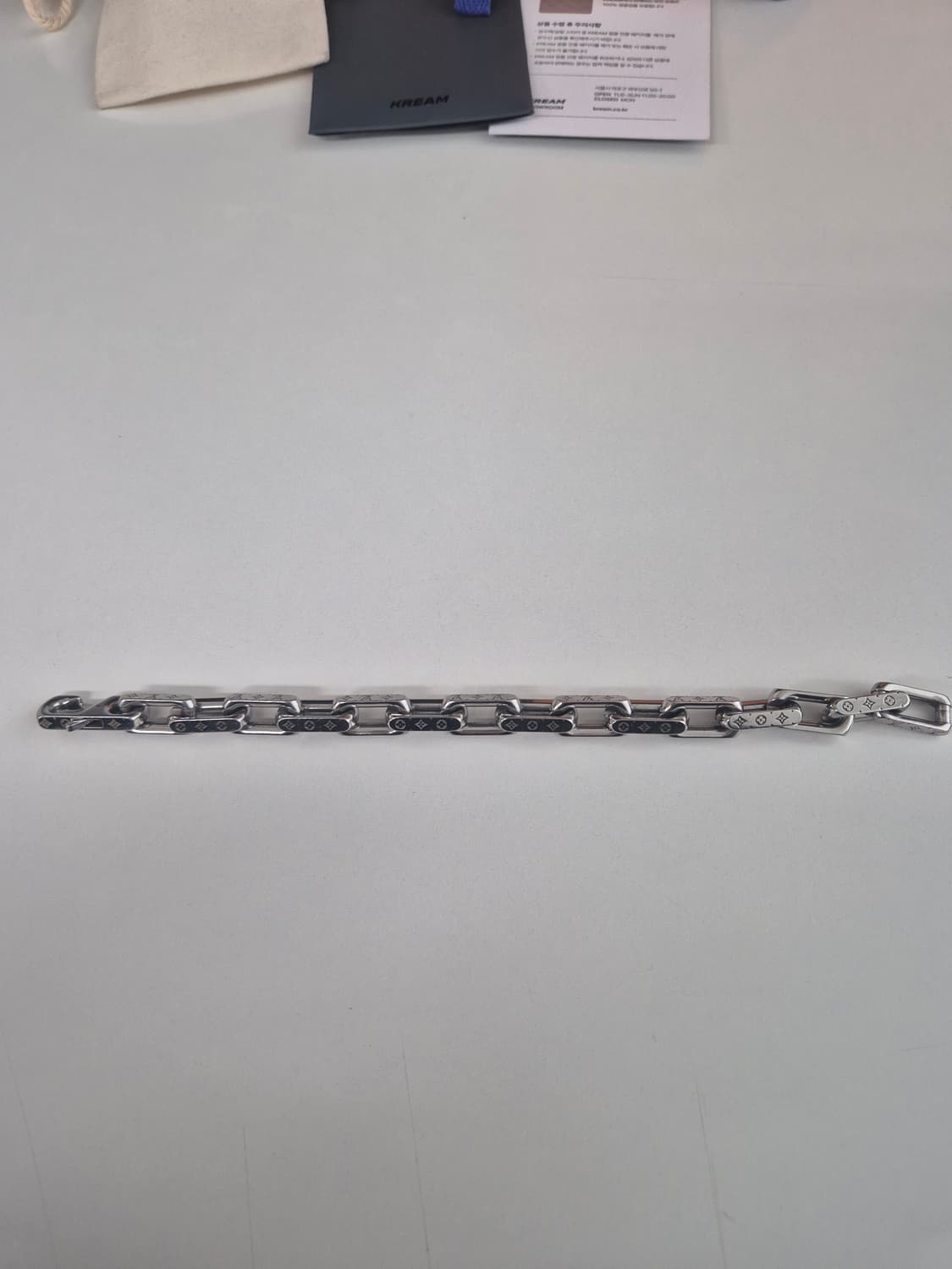 루이비통 버질아블로 체인 팔찌 사이즈 L (S급상태) 크림구매 상품이미지3