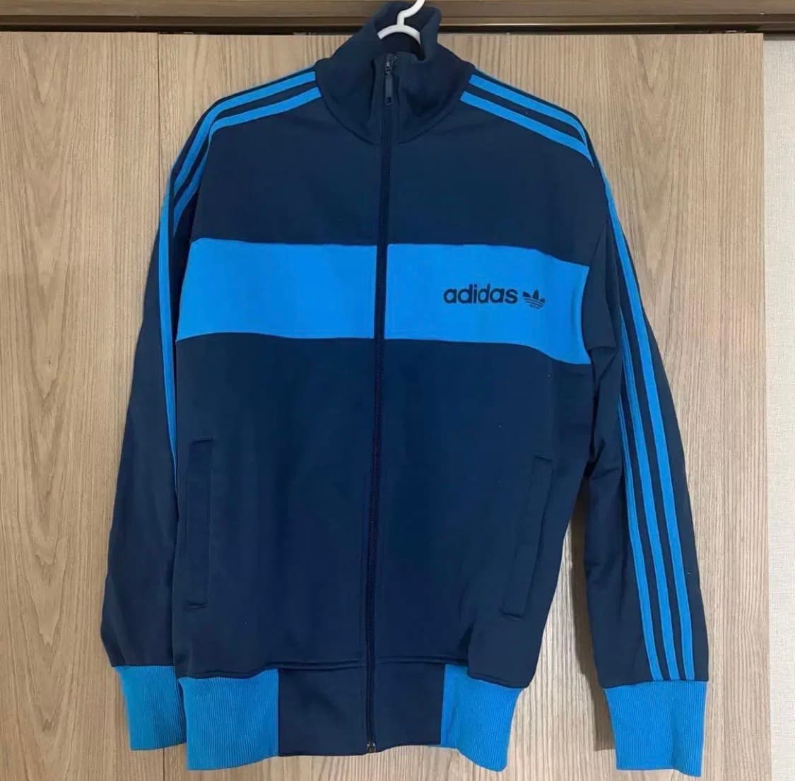 아노 착용 희귀 아디다스 블루져지 사이즈 L 상품이미지2