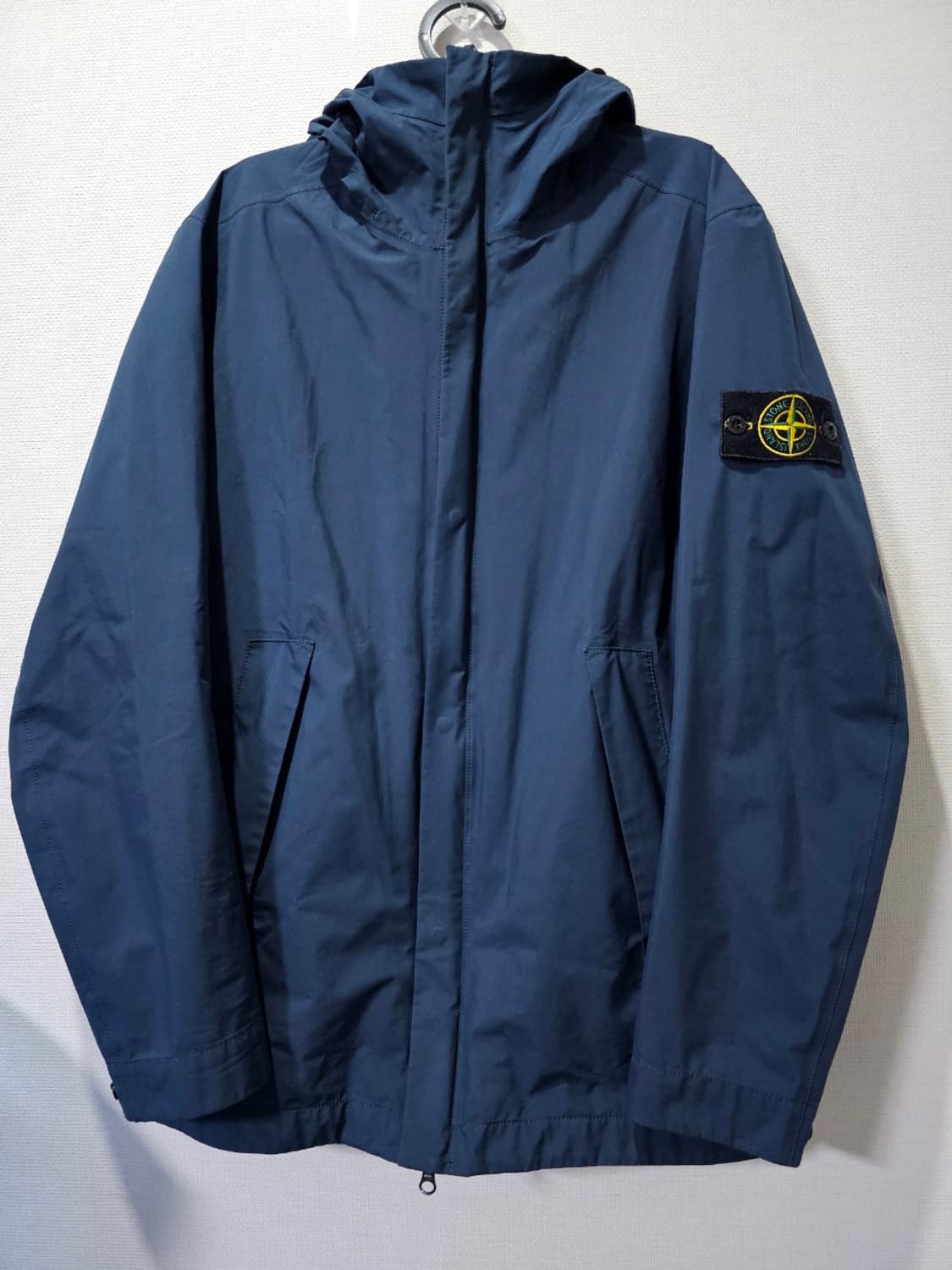 정품 스톤아일랜드 고어텍스 후드 자켓 95 / M 상품이미지1