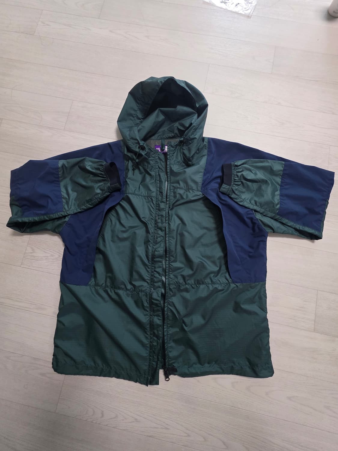 노스페이스 퍼플레벨 그린/네이비 바람막이 L(100-105) 사이즈 상품이미지2
