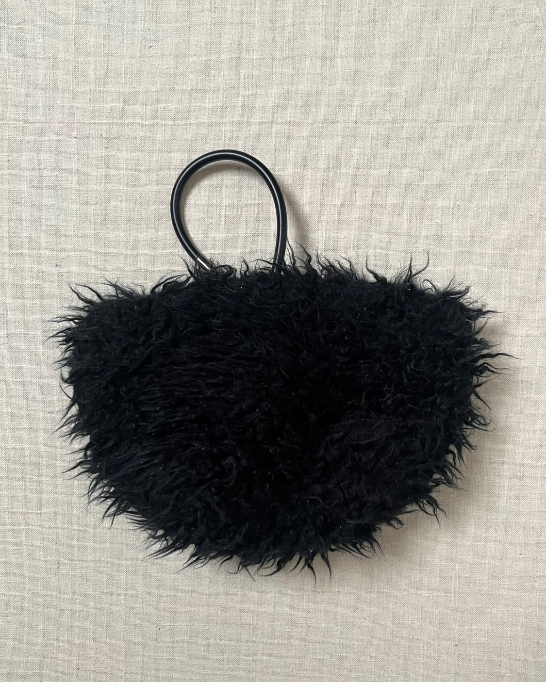 Dkny faux fur mini bag 도나카란 미니백 핸드백 상품이미지4