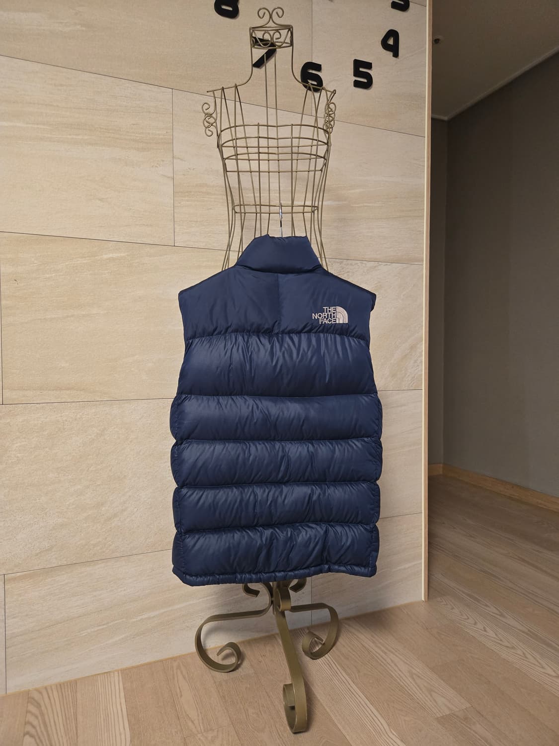 [55] 노스페이스 여성 눕시 구스 패딩 700 상품이미지3