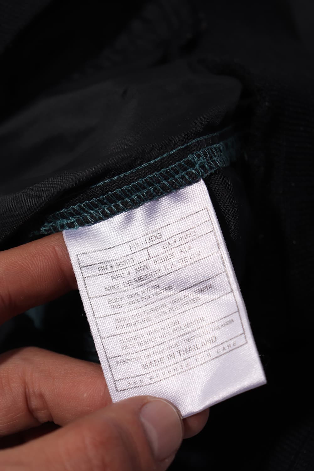 NIKE 스우시 V넥 윔엄 풀오버 size M 상품이미지5