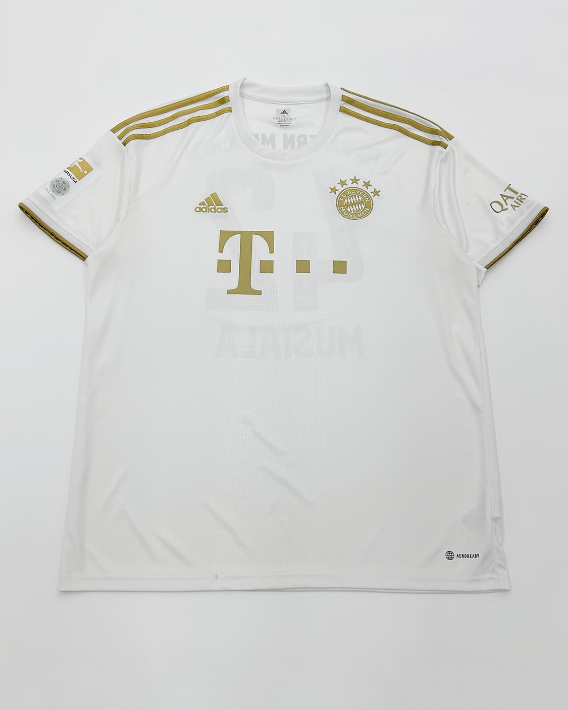 아디다스 22-23 바이에르 뮌헨 어웨이 리그킷 자말 무시알라 상품이미지4