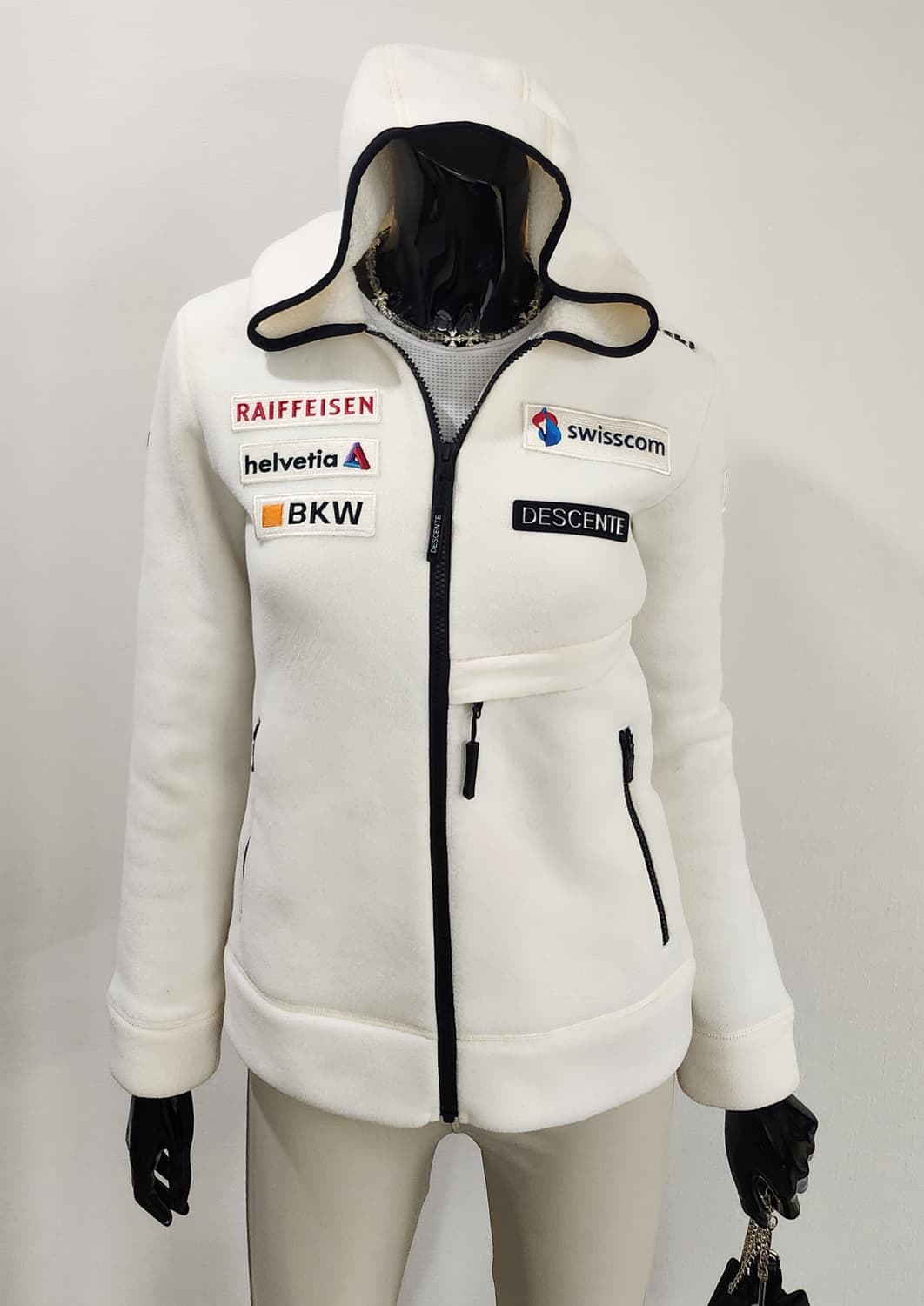 데상트 후리스  상품이미지1