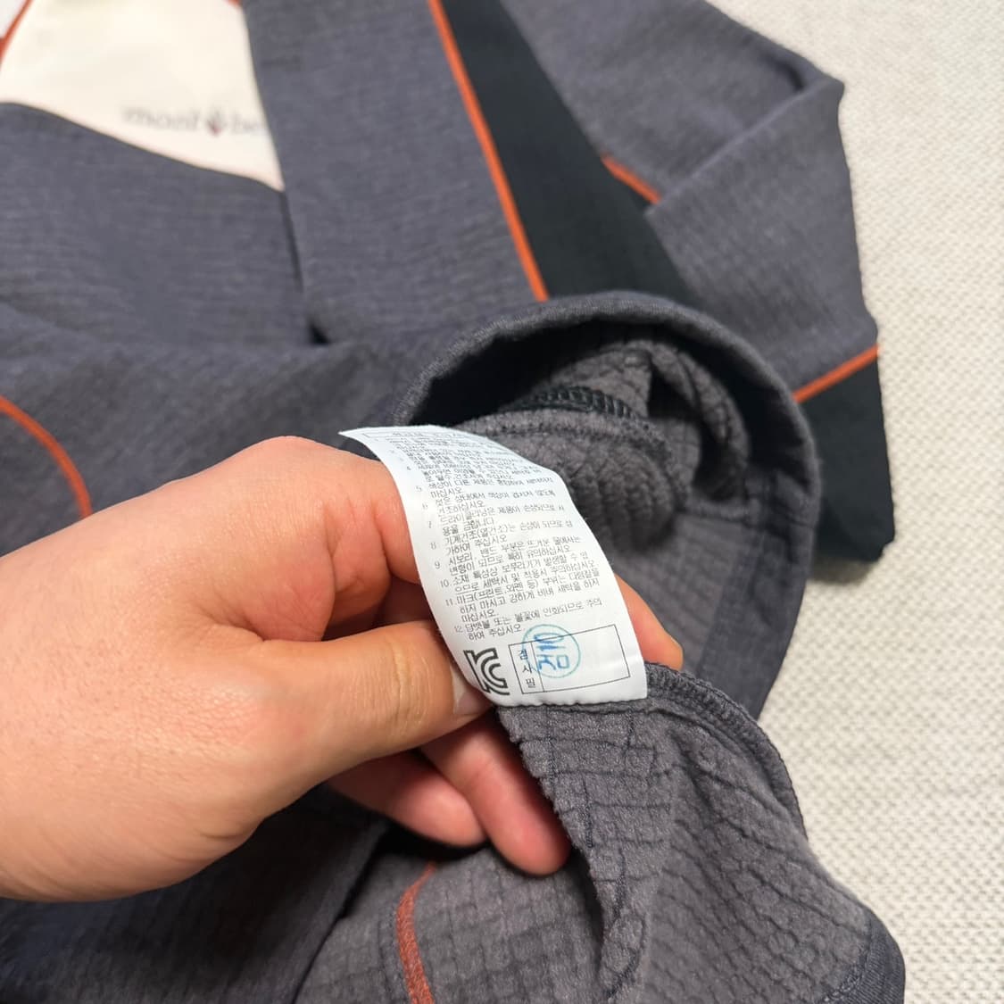 몽벨 기능성 기모 반집업 등산 티셔츠 상품이미지4